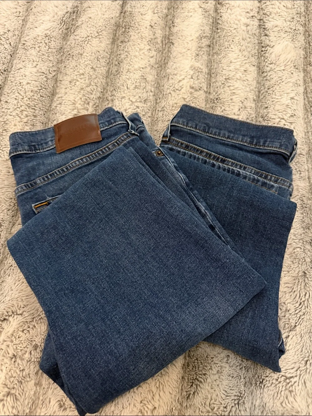 Hollister Men’s Jeans Medium Wash - Size 32 x 30